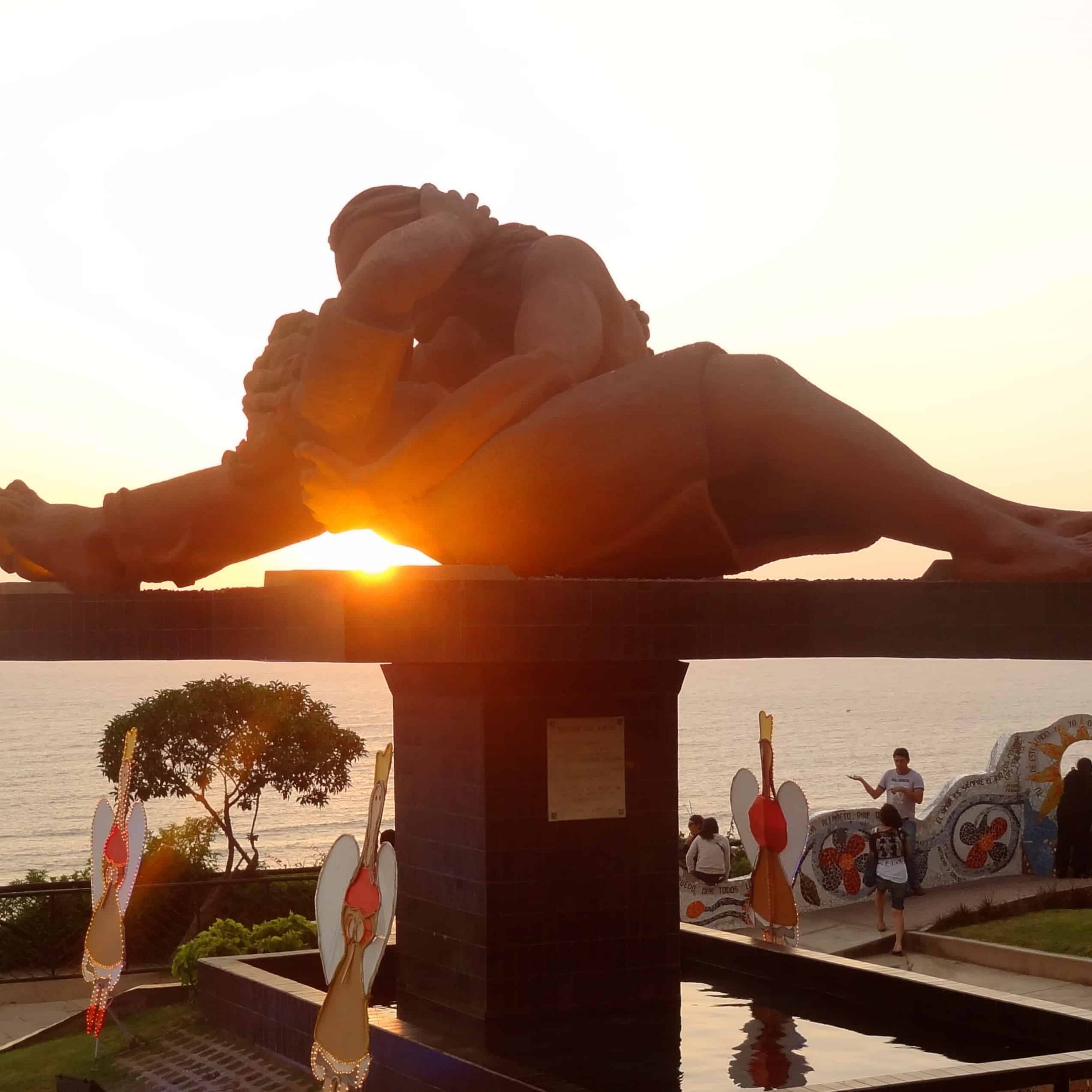 FiveBadTourists: Miraflores Dining Adventures