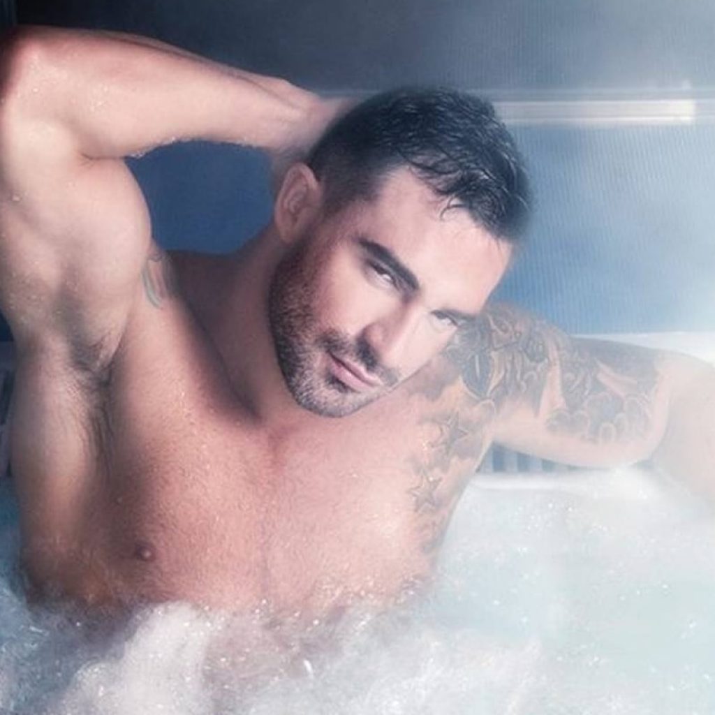 Madrid Gay Guide – Hotels, Gay Bars, Saunas & Parties