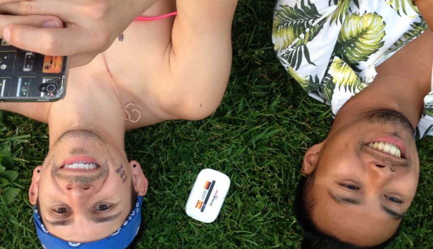 12 Gay Hookup Apps to Use When You Travel