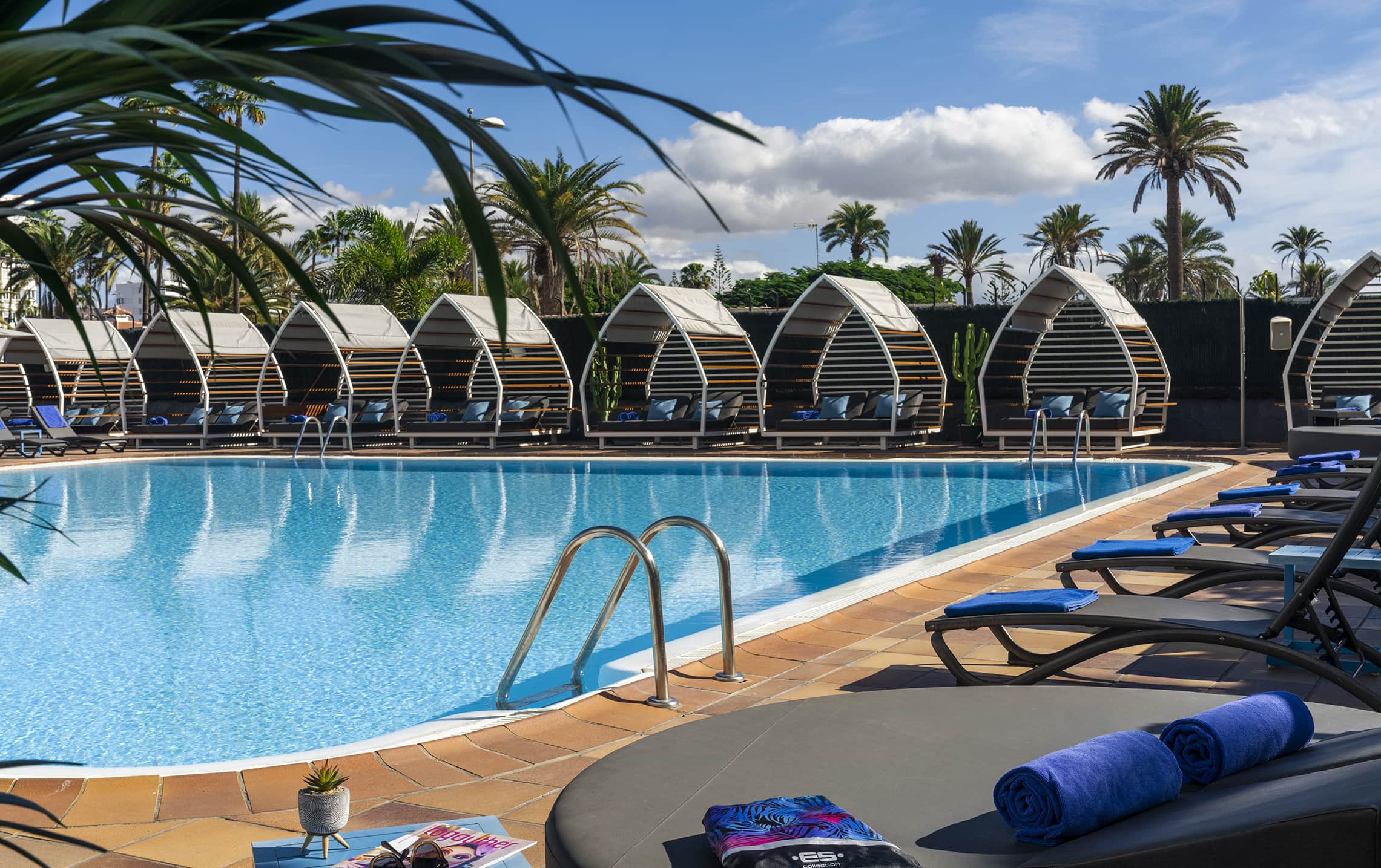 Dudes, Dunes and Pools – The Top Seven Gay-Friendly Hotels in Maspalomas |  Two Bad Tourists